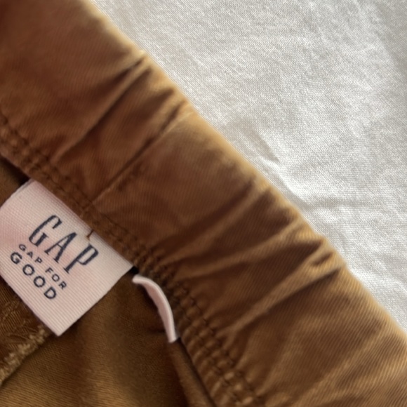 Tan pants - Picture 3 of 3